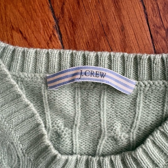 J.Crew Women's Cable Knit Sweater - Avocado Green medium - Picture 2 of 3